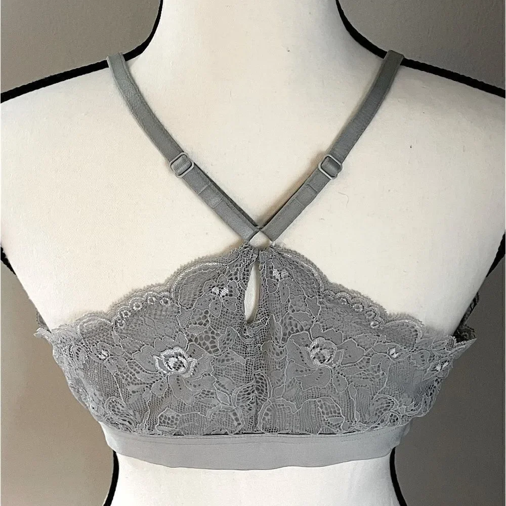 NWOT! Express, Medium Gray, Padded, Adjustable, Racerback, Lace Bralette. Large.